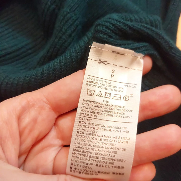 Banana republic cotton blend Sweater size SP - Picture 4 of 5